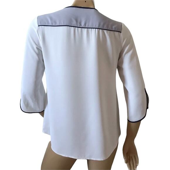 41 HAWTHORN Womens Size Small White Blue 3/4 Sleeve Keyhole Neck Blouse Shirt - Picture 3 of 7